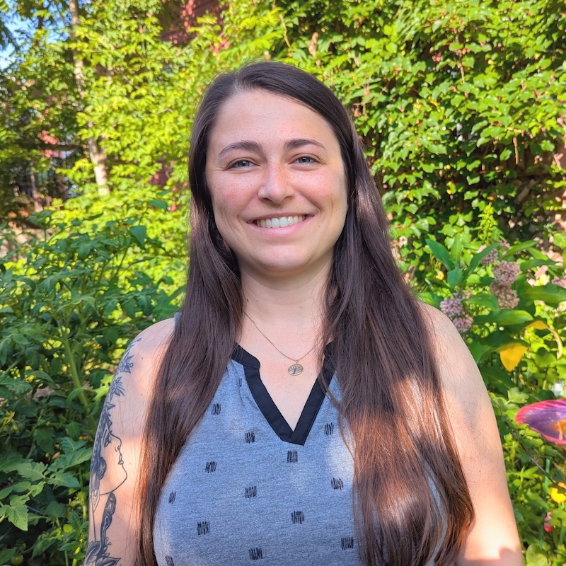 Portrait photo of Michelle Rabbetts