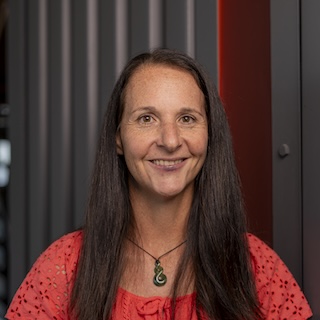 Portrait photo of Lisa Gander.